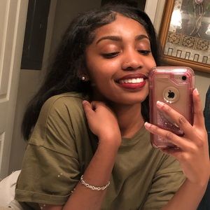 Meet your Posher, Ma’kia